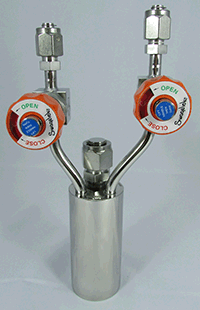 Stainless steel bubbler, 150ml, vertical, electropolished with fill-port, replaceable-seat valves with rotated handles, DOT 4B